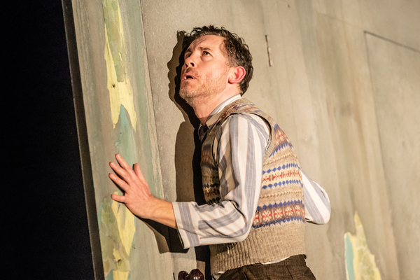 Photo Flash: First Look at PINTER THREE Image